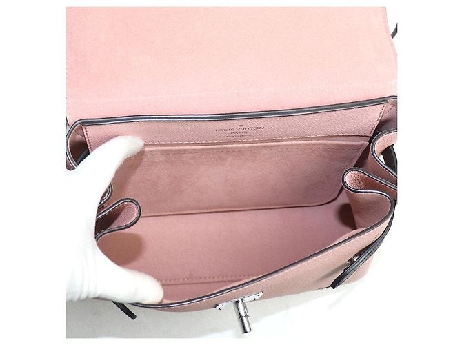 Borsa a tracolla 2 vie Louis Vuitton Lockme Ever BB in pelle di vitello Multicolore - vista 4