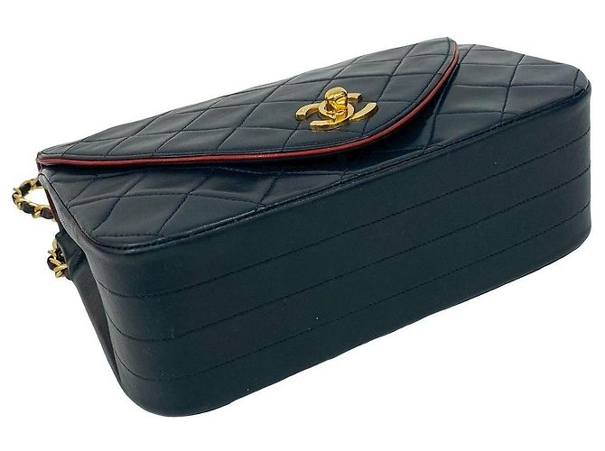 Borsa a tracolla Chanel Matelassé in pelle di agnello Blu - vista 10