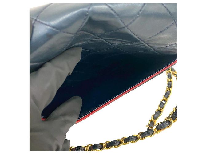 Borsa a tracolla Chanel Matelassé in pelle di agnello Blu - vista 13