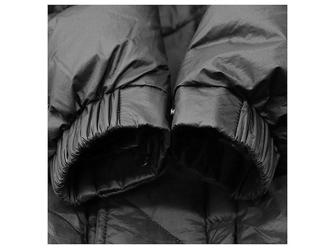 MONCLER SABLETTES 100% Nylon Down Jacket Black - view 4
