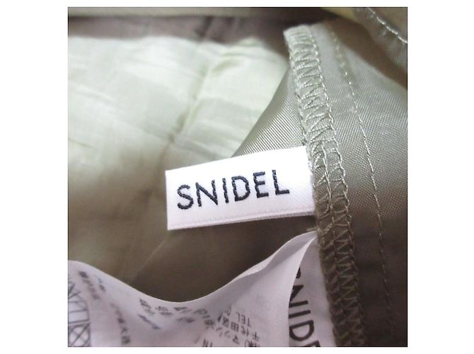 Autre Marque Snidel Hemdkleid mit Details Grün Khaki - Ansicht 11