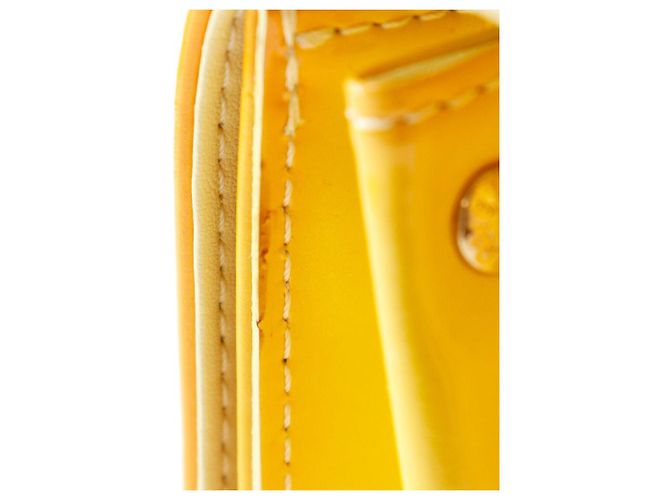 Louis Vuitton Spring Street Monogram Vernis Handtasche Gelb - Ansicht 13