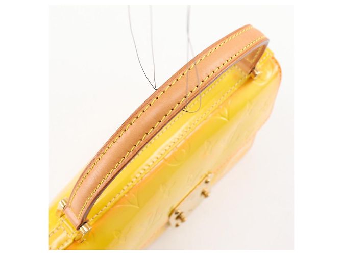 Louis Vuitton Spring Street Monogram Vernis Handtasche Gelb - Ansicht 5