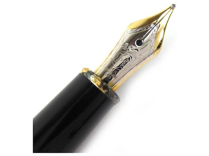 Estilográfica Montblanc Meisterstück 14K Negro - vista 4