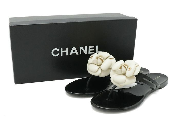 Sandalias de dedo Chanel Camellia Negro - vista 8