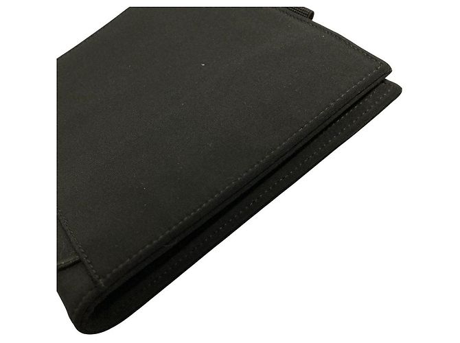 Miu Miu Nylon Schultertasche Schwarz - Ansicht 5