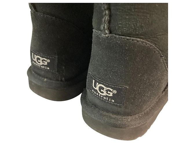 Autre Marque UGG australia CLASSIC SHORT Lammfellstiefel Schwarz - Ansicht 7