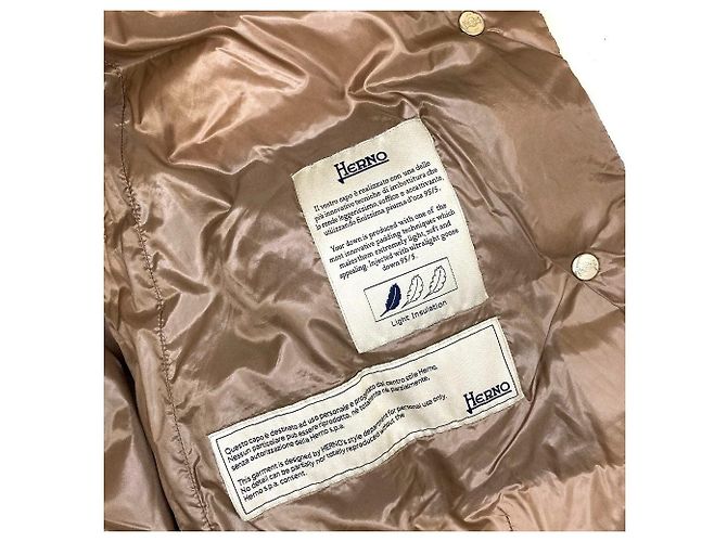 Autre Marque Casaco de Penas em Nylon com Gola Alta Herno Marrom - vista 4