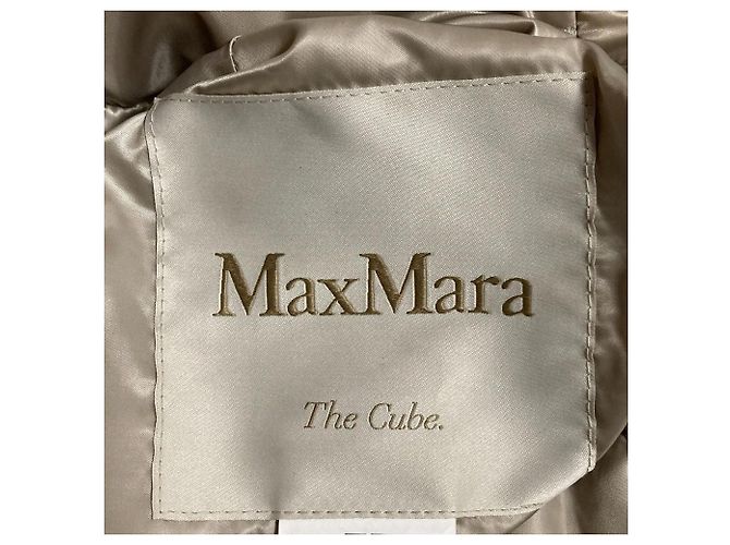 Max Mara The Cube Casaco Longo Reversível de Lã Bege - vista 18
