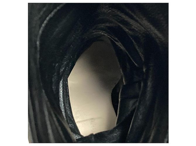 Miu Miu Leder Stiefeletten Schwarz - Ansicht 10