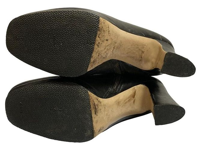 Miu Miu Leder Stiefeletten Schwarz - Ansicht 8