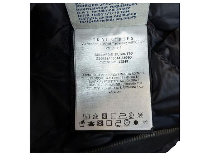 Chaqueta corta de plumón Moncler BELLARDIE de nailon Negro - vista 15