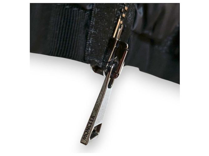 Chaqueta corta de plumón Moncler BELLARDIE de nailon Negro - vista 7