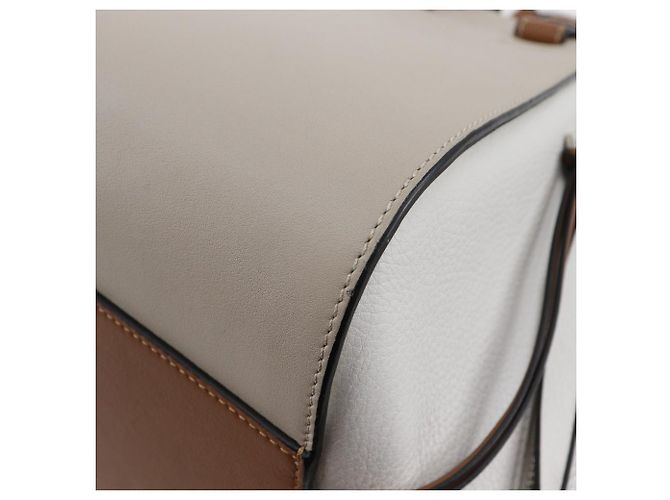 Bolsa 2way Loewe Hammock Small em couro de bezerro Marrom Branco - vista 5