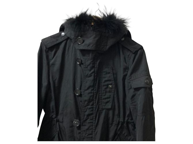 Abrigo Burberry Black Label N-3B Negro - vista 2