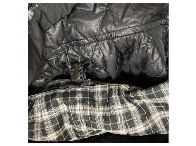 Abrigo Burberry Black Label N-3B Negro - vista 7