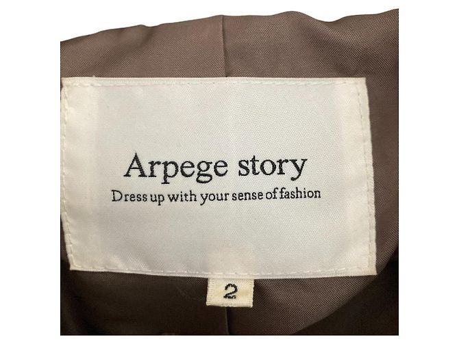 Autre Marque Arpege story Boa Short Coat Castaño - vista 5