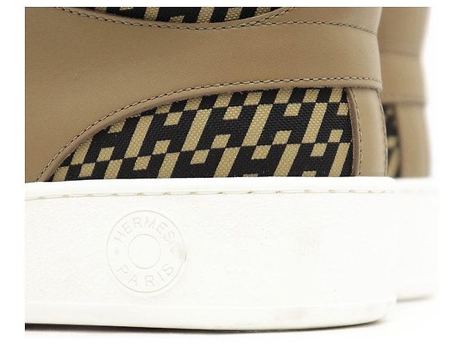 Hermès Baskets Hermes Freestyle en nylon haute densité et cuir de veau Noir Camel - vue 5