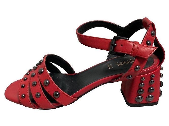 Autre Marque Sandales en cuir cloutées GEOX Rouge - vue 2