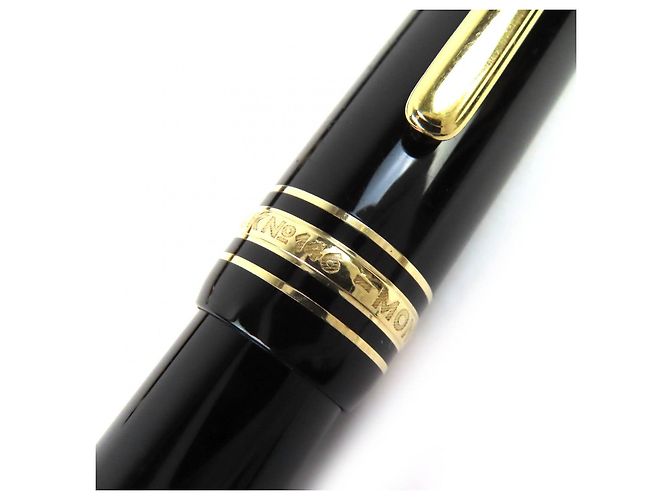 Set Montblanc Meisterstück Penna Stilografica 14K e Penna a Sfera Nero - vista 11