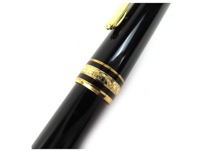 Set Montblanc Meisterstück Penna Stilografica 14K e Penna a Sfera Nero - vista 14