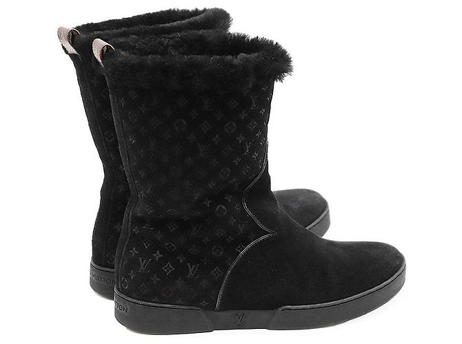 Louis Vuitton Monogram Mouton Suede Boots Schwarz - Ansicht 11