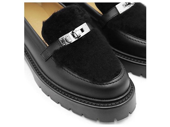 Mocassin Hermès Boucle Kelly Mouton Boa 36½ en cuir Noir - vue 15