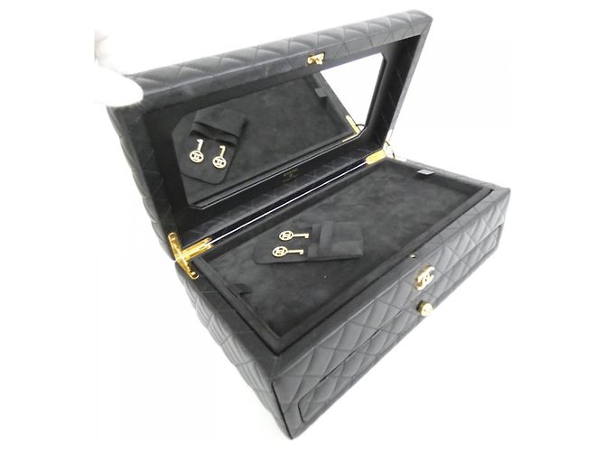 Joyero Chanel Lamb Jewelry Box Negro - vista 6