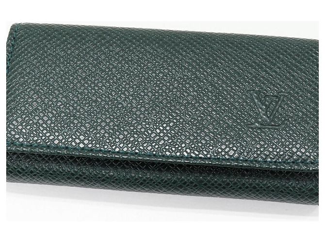 Louis Vuitton Multicles 4 Taiga Key Case Verde - vista 5