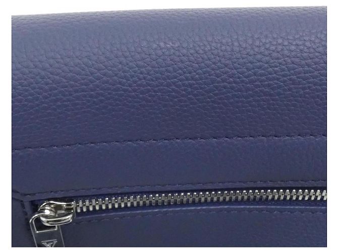 Borsa a tracolla Louis Vuitton LV Aerogram Takeoff in pelle di vitello Nero - vista 8