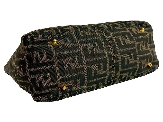 Bolsa Fendi Zucca Canvas Leather Marrom Preto - vista 7