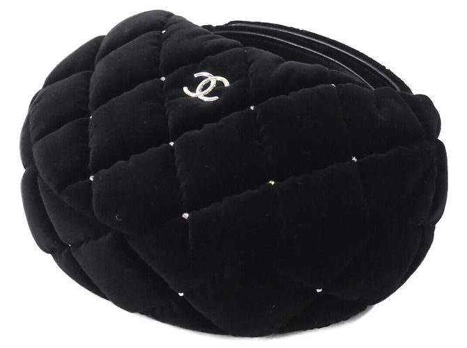 Chanel AP4863 Velvet Pouch Negro Dorado - vista 3