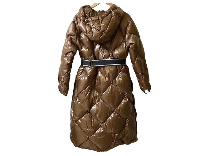Max Mara THE CUBE Casaco longo de penas com capuz em nylon Marrom - vista 2