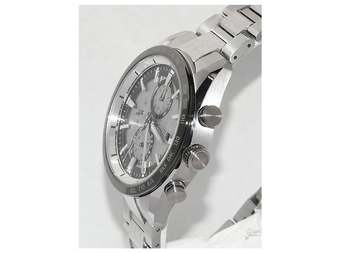 Autre Marque CITIZEN ATTESA Actline Platinum Shine Collection Titanuhr Silber - Ansicht 4