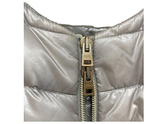 Autre Marque Herno leichte Daunenjacke Beige - Ansicht 12