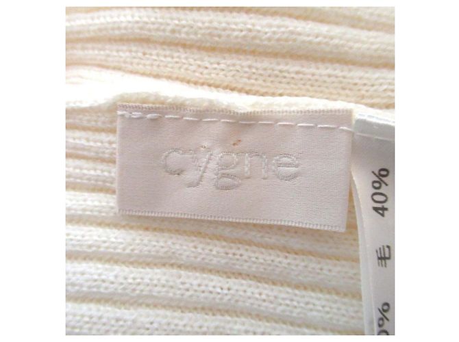 Autre Marque cygne Strickpullover mit Stehkragen und Rüschen Weiß Aus weiß - Ansicht 7