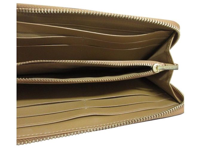 Cartera larga de piel COACH Accordion Zip Wallet Castaño - vista 12