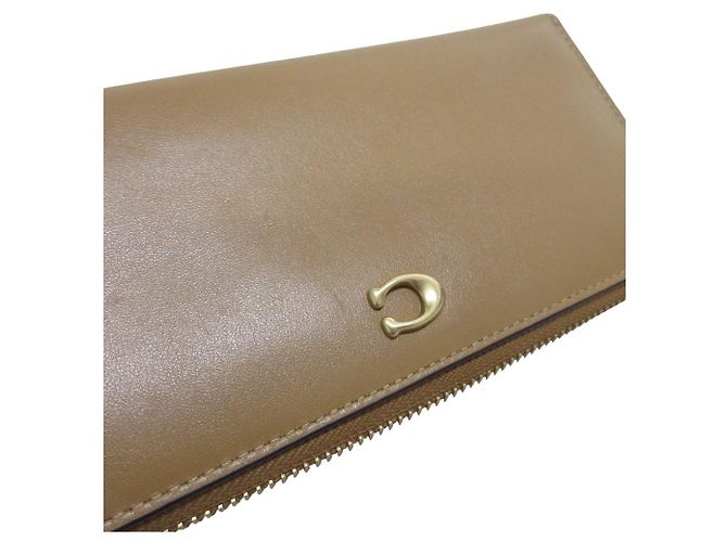 Cartera larga de piel COACH Accordion Zip Wallet Castaño - vista 13