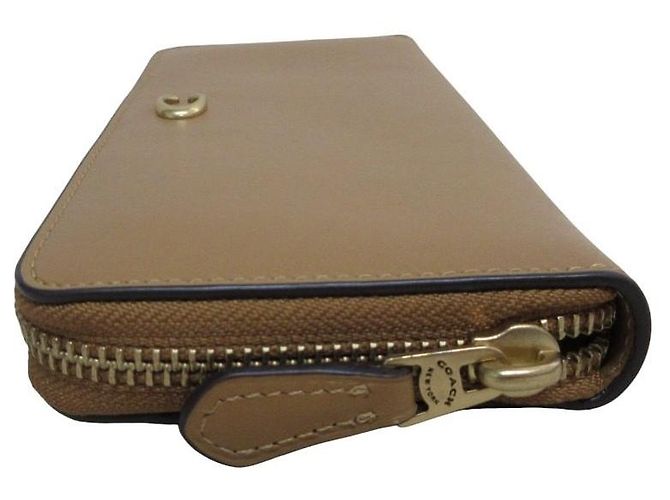 Cartera larga de piel COACH Accordion Zip Wallet Castaño - vista 4