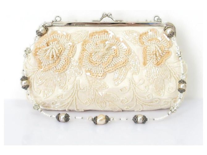 Autre Marque Todd Anthony Party-Handtasche mit Perlenverzierung Weiß Roh - Ansicht 2