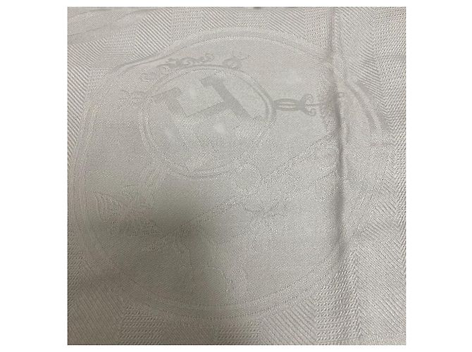 Estola Hermès New Libris de cachemira y seda Castaño - vista 6