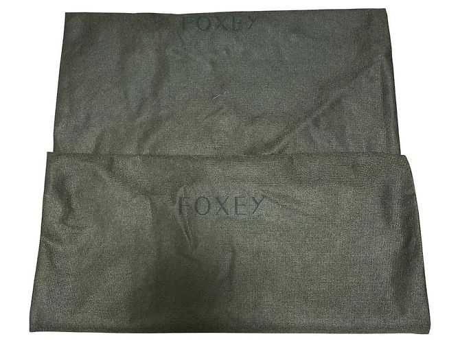Autre Marque Bottes cuissardes en daim extensible FOXEY Marron - vue 11