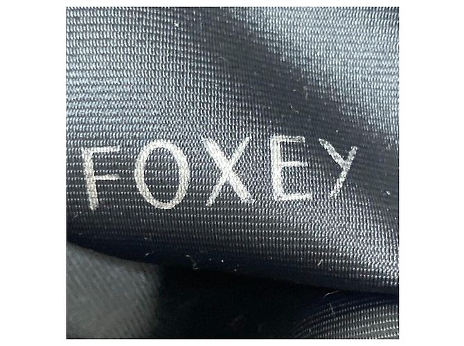 Autre Marque Bottes cuissardes en daim extensible FOXEY Marron - vue 9