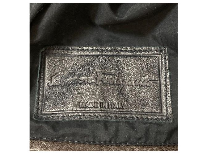 Casaco acolchoado em couro Salvatore Ferragamo Preto - vue 5