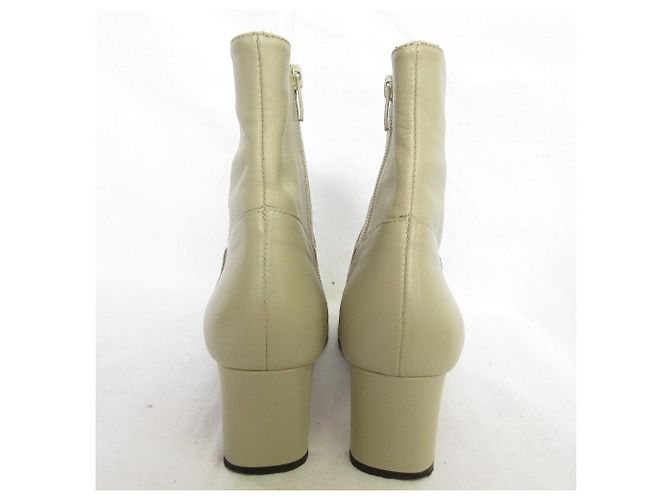 Autre Marque CORSO ROMA 9 Leather Square Toe Short Boots Beige - view 3