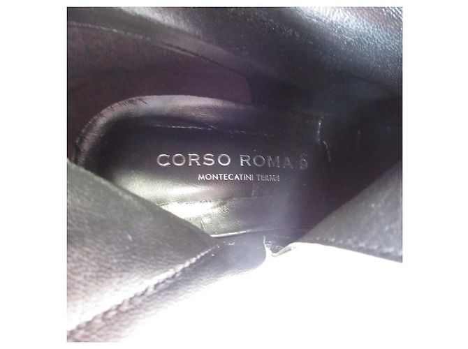 Autre Marque CORSO ROMA 9 Leather Square Toe Short Boots Beige - view 6
