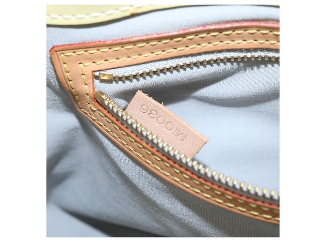Louis Vuitton Reade Monogram Vernis PM Beige - Ansicht 7