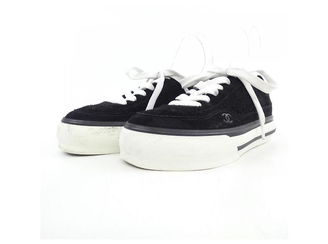 Sneaker aus Wildleder-Kalbsleder Chanel G45208B14073 Schwarz - Ansicht 3