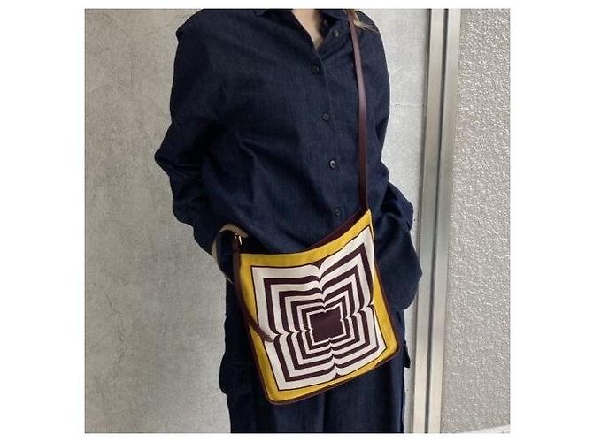Dries Van Noten BW241-SCARF218-736 Borsa a tracolla in pelle e cupro Giallo Senape - vista 4