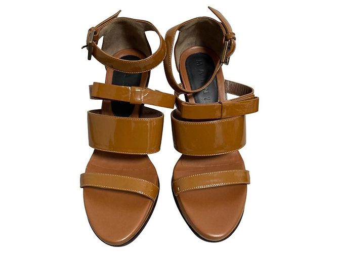 Marni Sandalen aus Lackleder mit Holzabsatz Braun - Ansicht 2